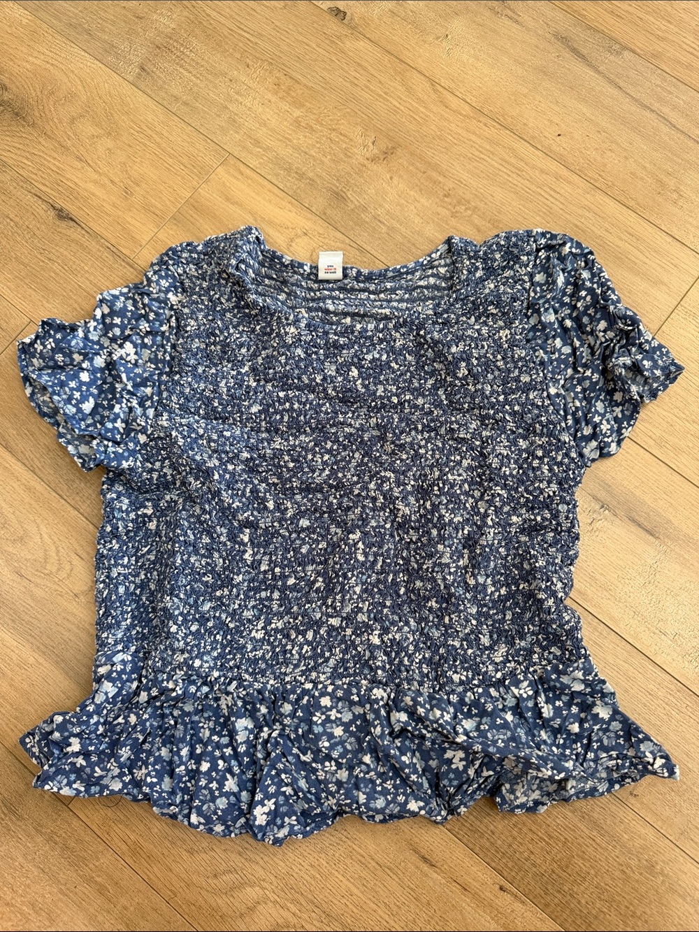 Old Navy Blue Floral Ruffled Short Sleeve Blouse
